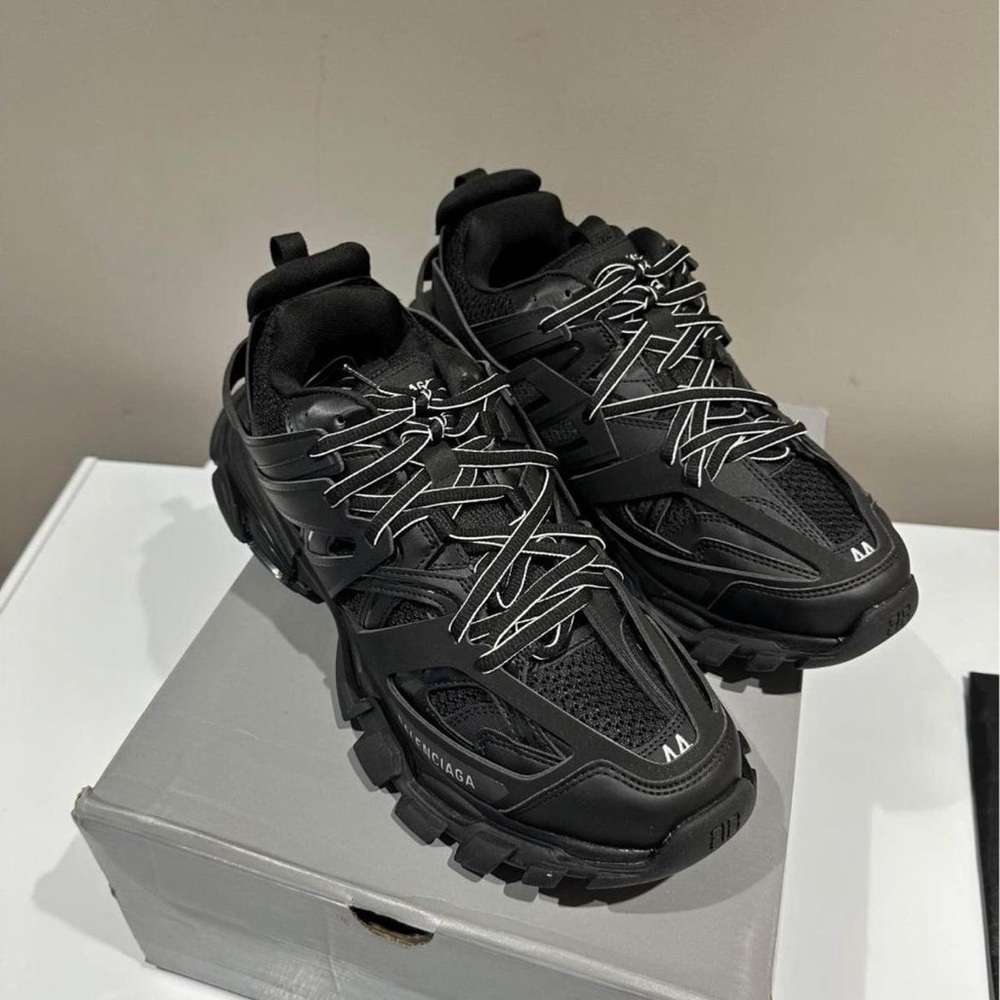 Balenciaga Men's Black Sneakers